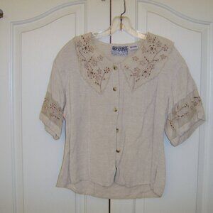 This is a NEW Gorgeous Just Christine Womens 100% Nylon top Metallic Floral styl